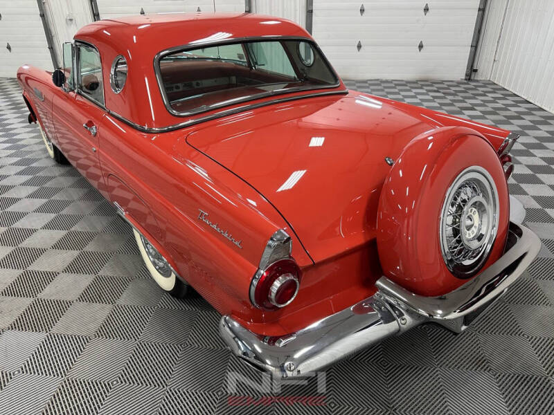 1956 Ford Thunderbird