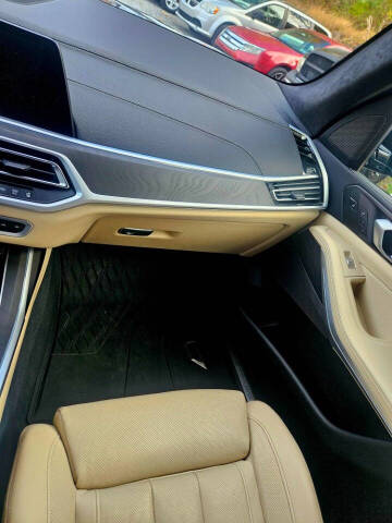 2022 BMW X7 xDrive40i