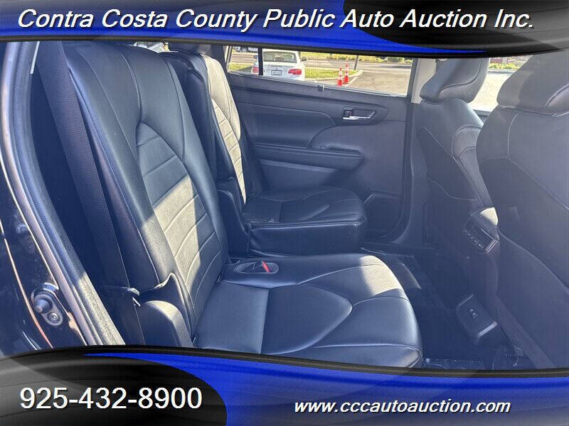 2021 Toyota Highlander XLE