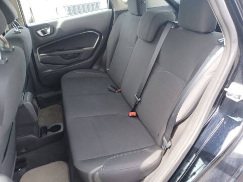2016 Ford Fiesta SE