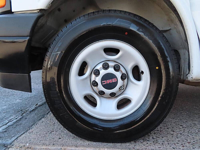 2019 GMC Savana 2500