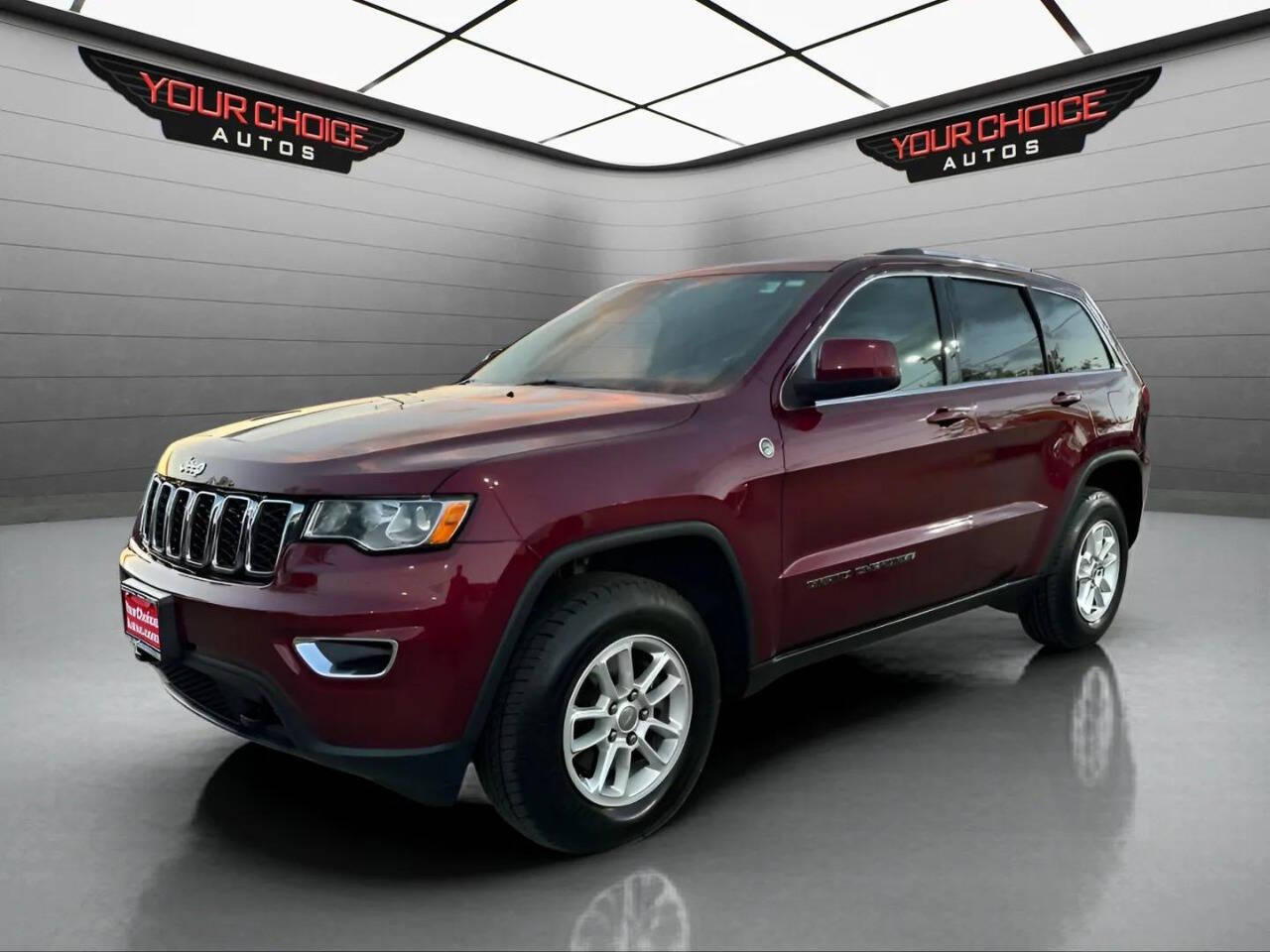 2018 Jeep Grand Cherokee Laredo 4x4 4dr SUV's photo