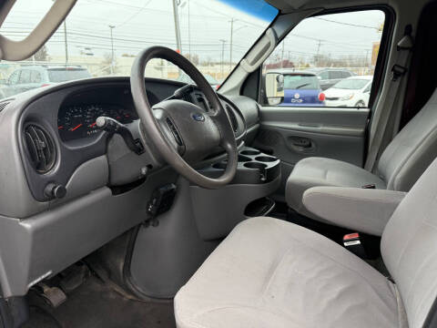 2006 Ford E-Series E-250