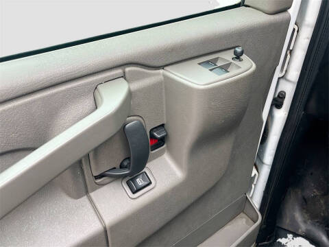 2024 GMC Savana 2500