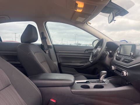 2024 Nissan Altima 2.5 S