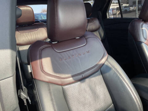 2020 Ford Explorer Platinum