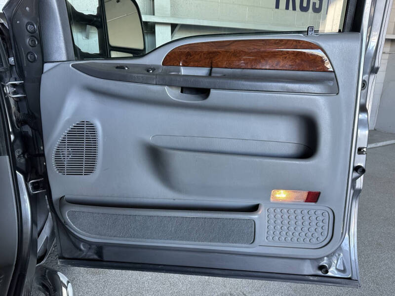 2002 Ford F-350 Super Duty Lariat