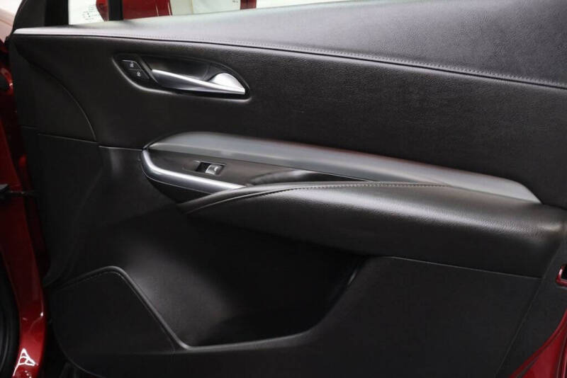 2020 Cadillac XT4 Premium Luxury