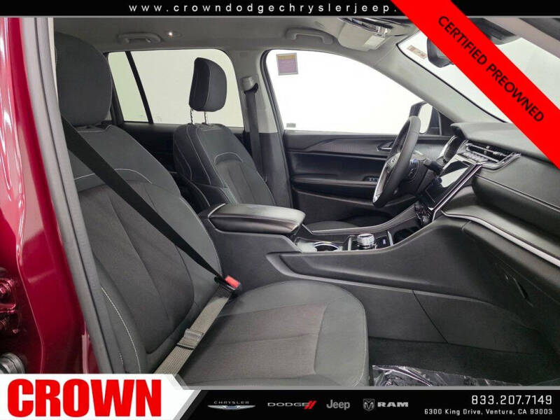 2023 Jeep Grand Cherokee Laredo