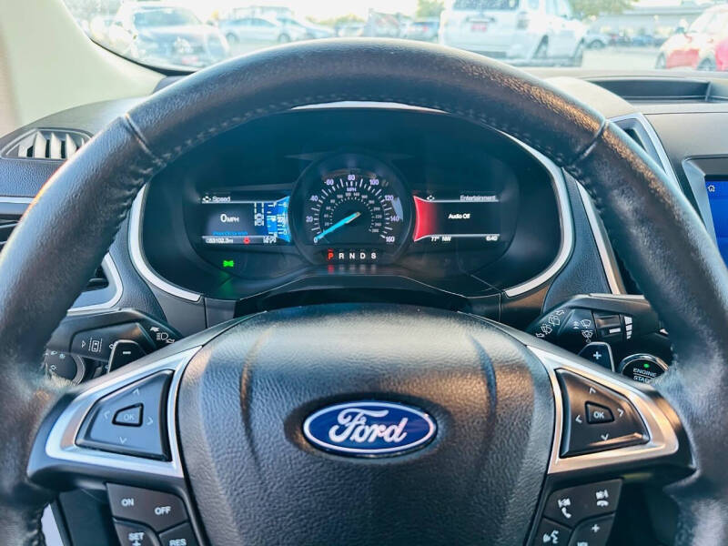 2020 Ford Edge SEL