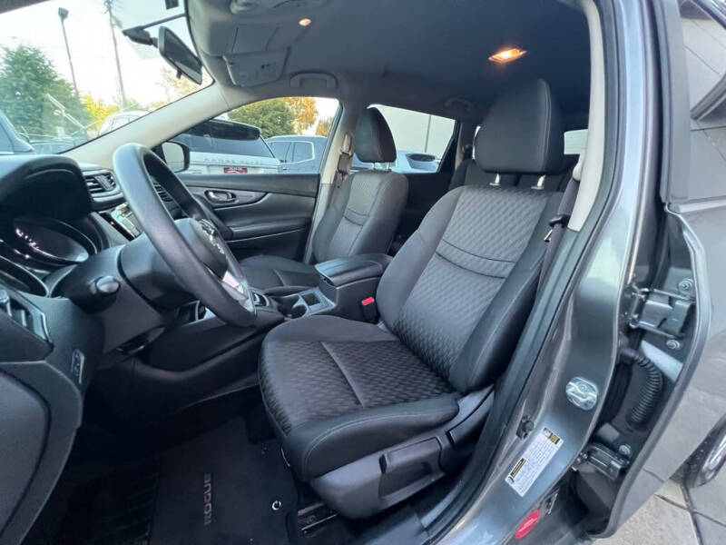 2018 Nissan Rogue S