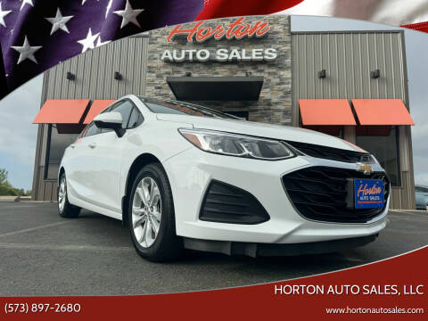 2019 Chevrolet Cruze for sale at HORTON AUTO SALES, LLC in Linn MO
