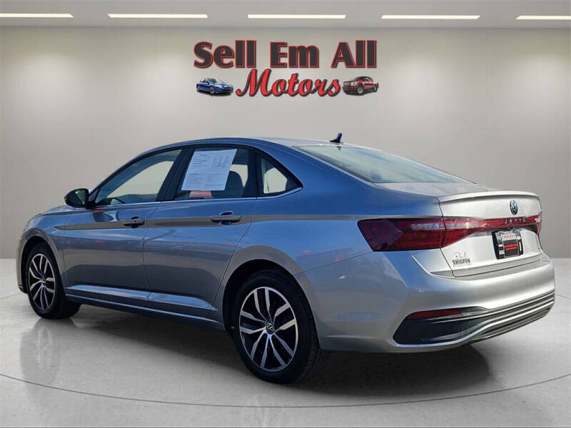 2025 Volkswagen Jetta SE