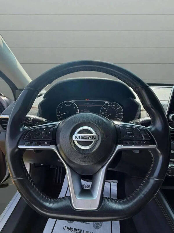 2021 Nissan Altima 2.5 SR