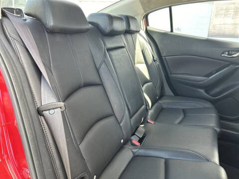 2017 Mazda MAZDA3 Touring