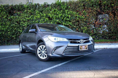 2017 Toyota Camry LE
