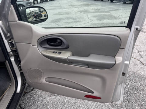 2004 Chevrolet TrailBlazer LS