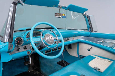 1956 Ford Thunderbird