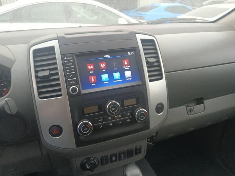 2020 Nissan Frontier SV