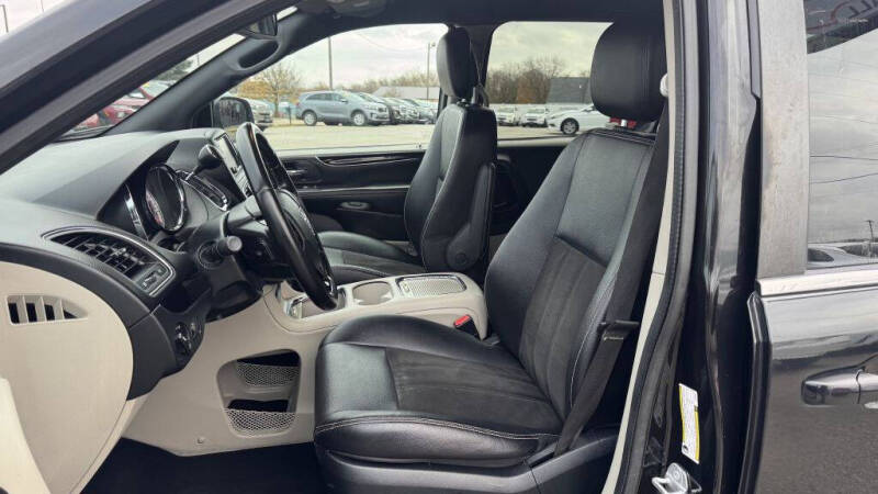 2020 Dodge Grand Caravan SXT