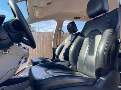 2021 Chrysler Voyager LXi