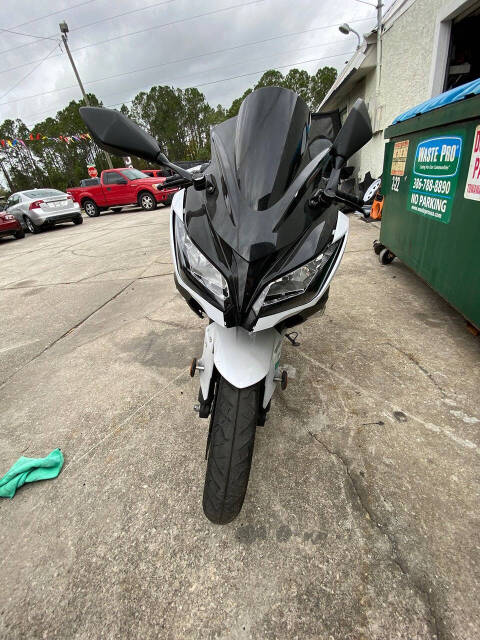 Kawasaki Ninja 300 Image