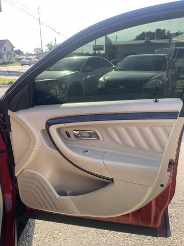 2015 Ford Taurus Limited