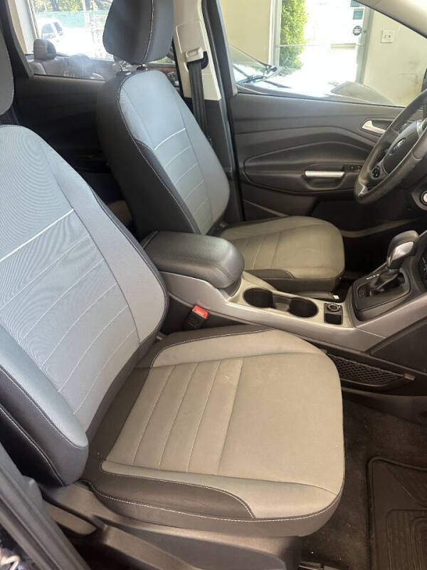 2015 Ford Escape SE