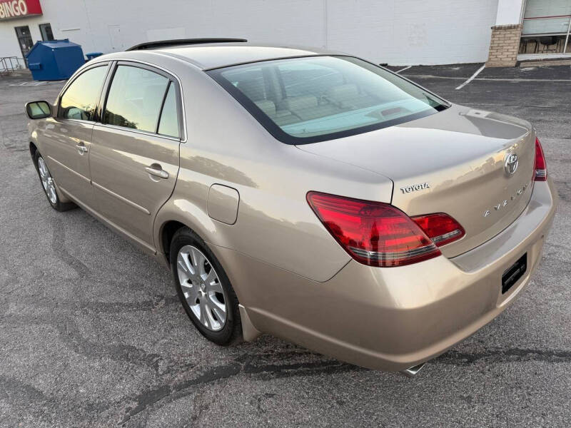 2008 Toyota Avalon XLS