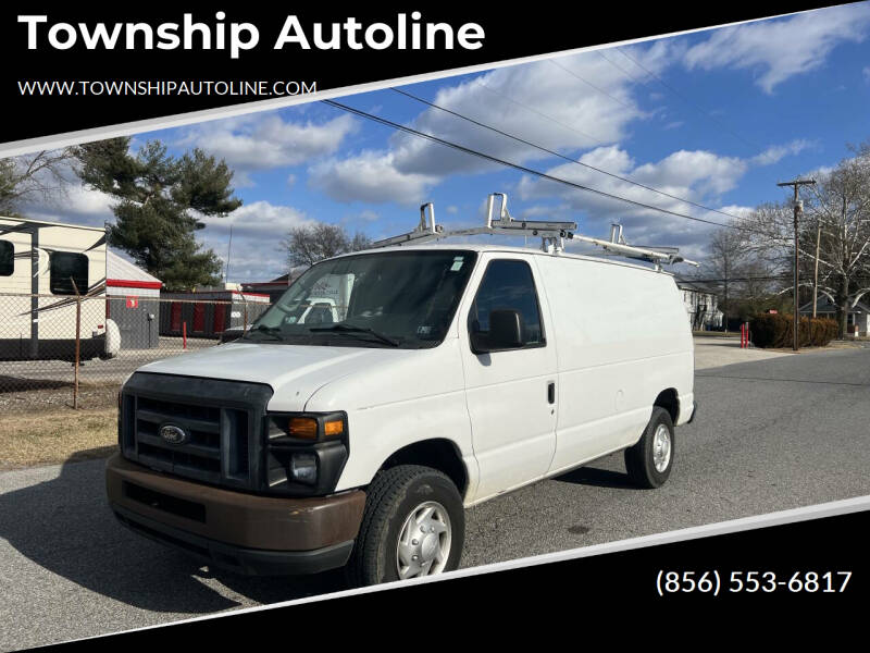 2011 Ford E-Series Econoline Van Commercial's photo