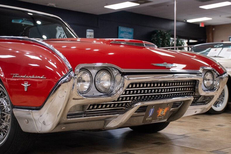 1962 Ford Thunderbird