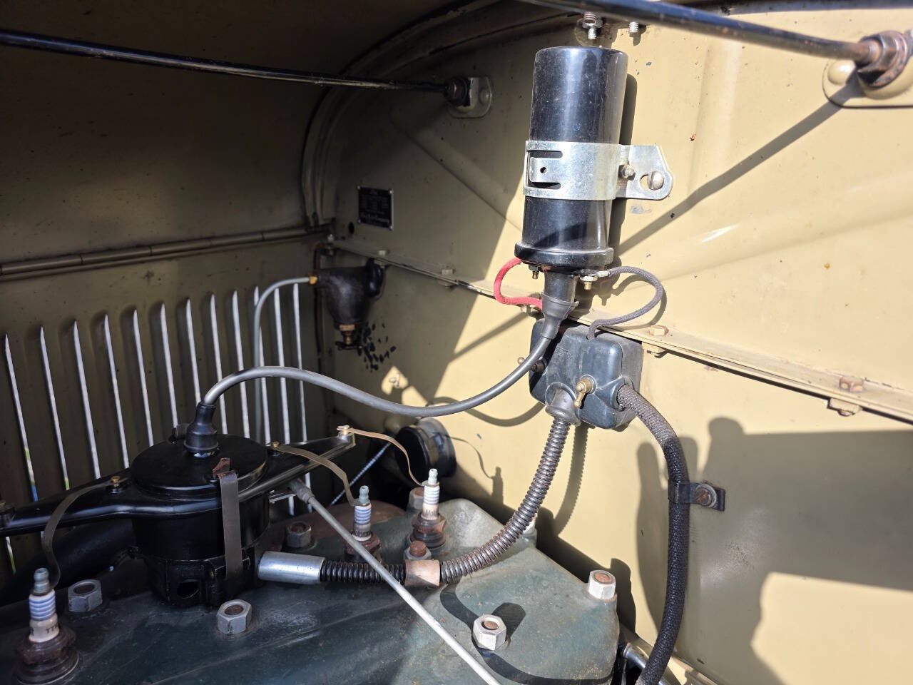 1928 Ford Roadster 86