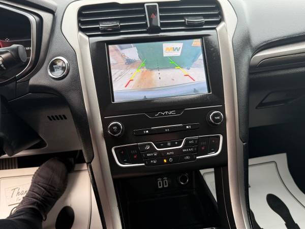 2019 Ford Fusion SEL