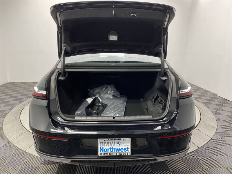 2024 BMW i7 eDrive50