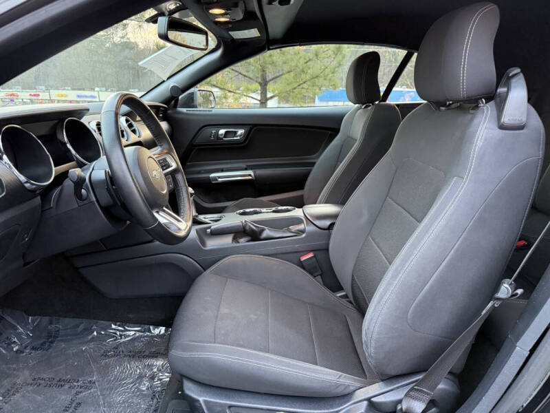 2015 Ford Mustang V6