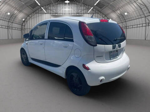 2012 Mitsubishi i-MiEV