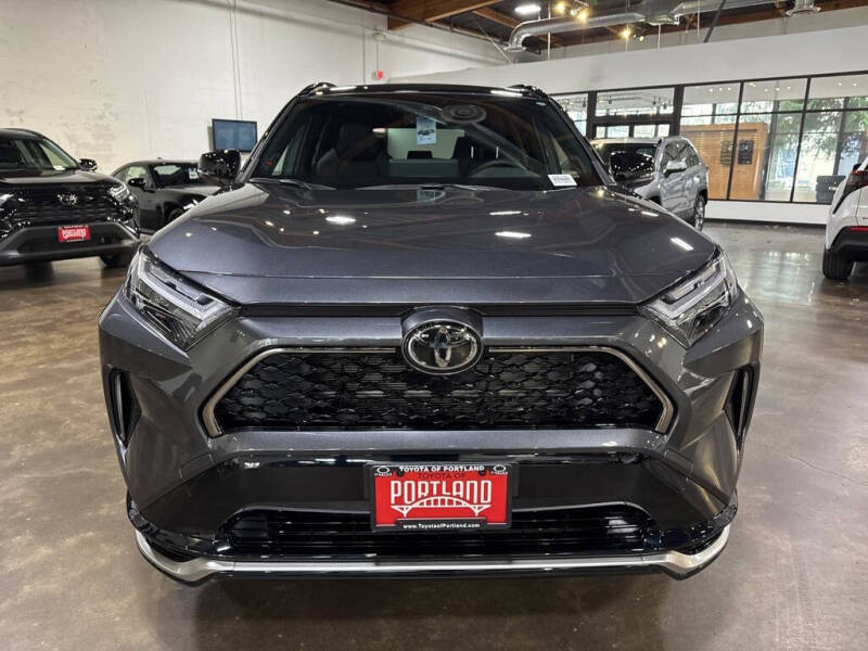 2025 Toyota RAV4 Plug-in Hybrid XSE