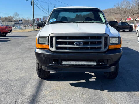 2001 Ford F-250 Super Duty for sale at Elk Avenue Auto Brokers in Elizabethton TN