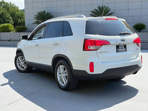 2014 Kia Sorento LX