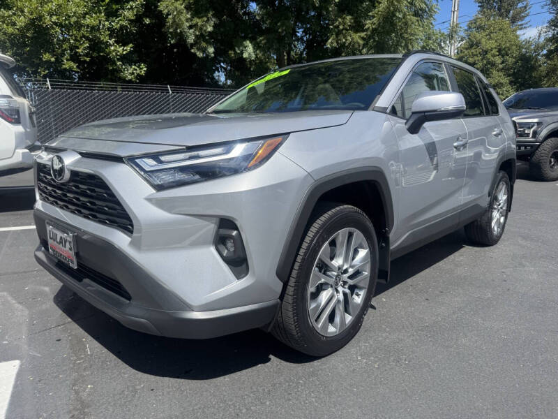 2023 Toyota RAV4 XLE Premium's photo