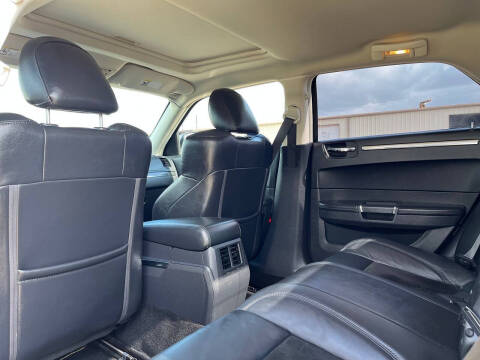 2009 Chrysler 300 SRT-8