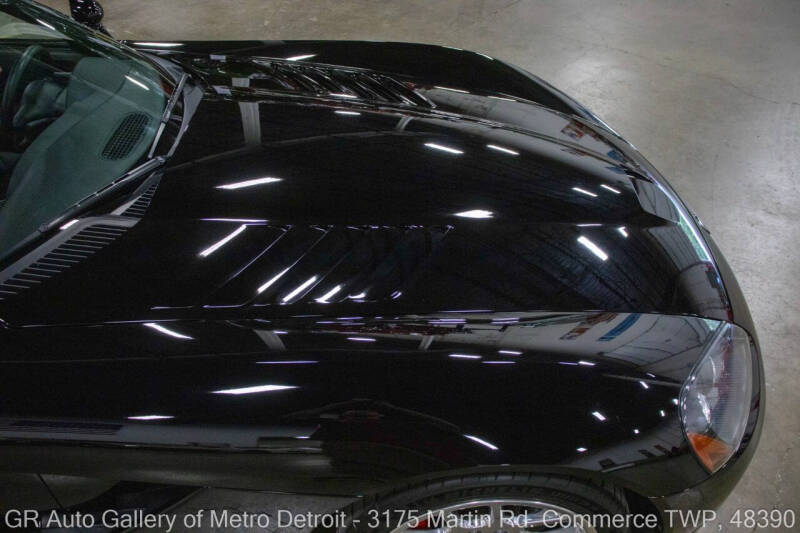 2004 Dodge Viper SRT-10