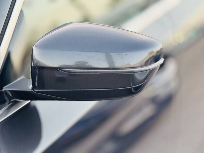 2018 BMW 5 Series 530i