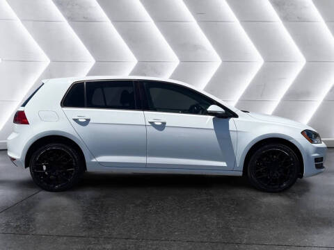 2016 Volkswagen Golf