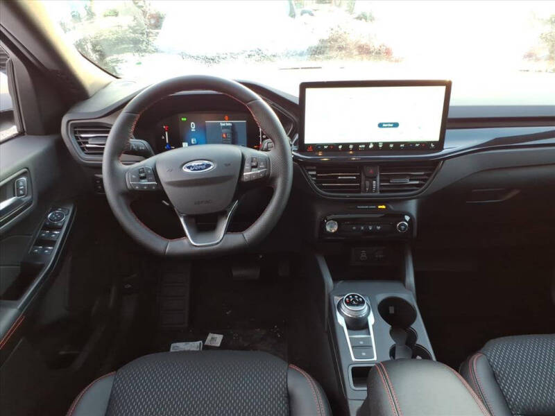 2026 Ford Escape Hybrid ST-Line Select