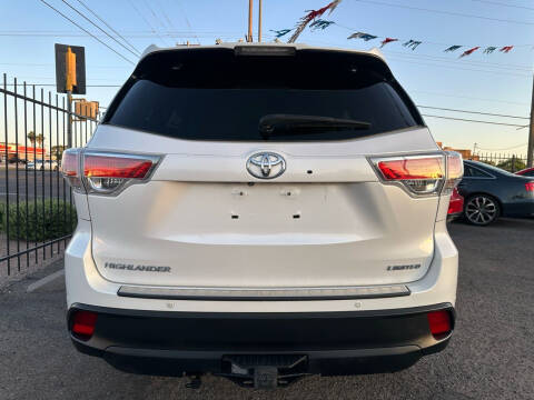 2014 Toyota Highlander Limited Platinum