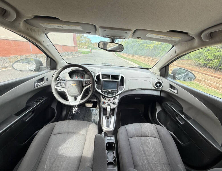 2017 Chevrolet Sonic LT Auto