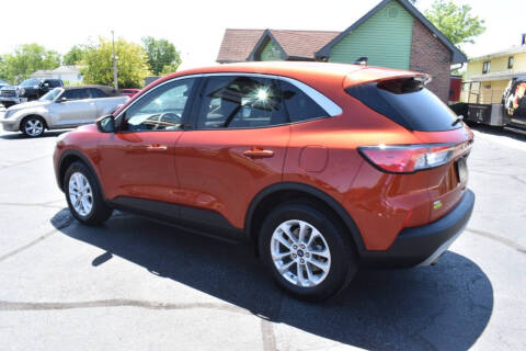 2020 Ford Escape SE