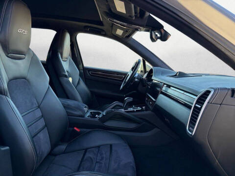 2021 Porsche Cayenne GTS