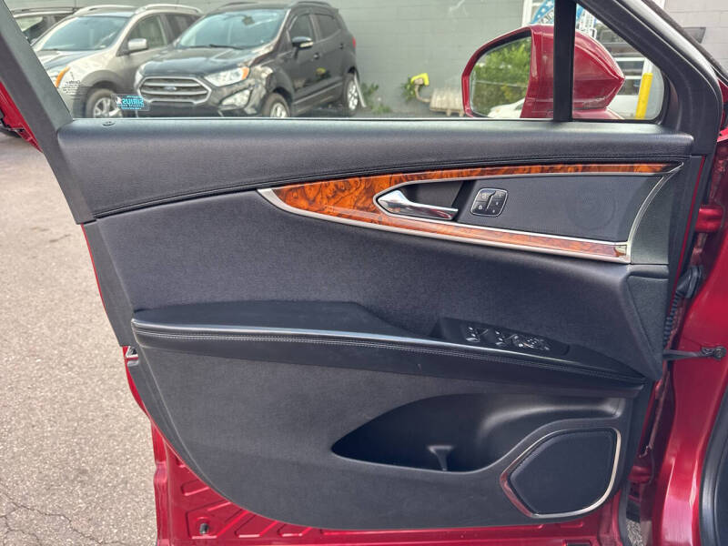 2017 Lincoln MKX Select